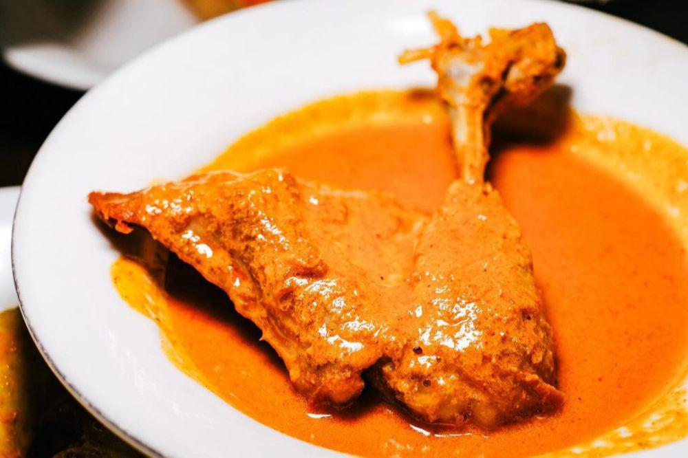 Resep Gulai Entok Khas Rumah Makan Padang, Kuahnya Kental Berempah