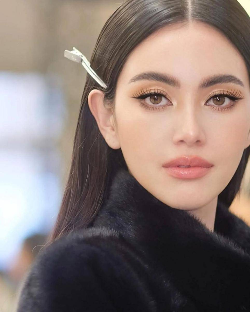Davika Hoorne (instagram.com/davikah)