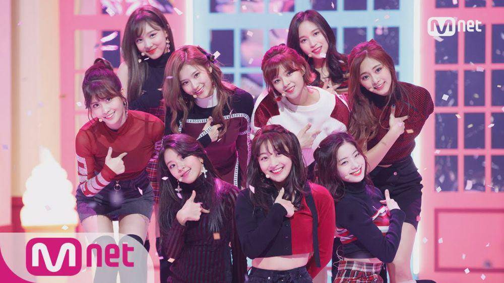 TWICE (youtube.com/Mnet K-POP)