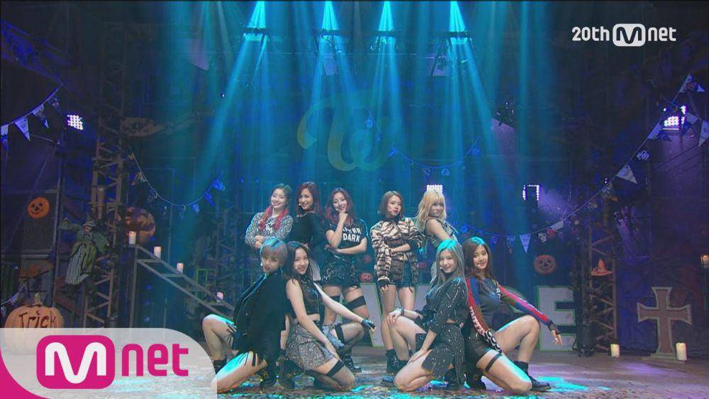 TWICE (youtube.com/Mnet K-POP)