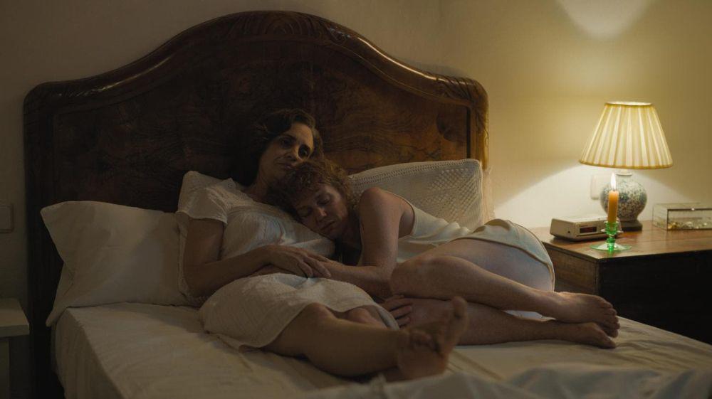 5 Fakta Film Little Loves, Duet Maria Vazquez dan Adriana Ozores