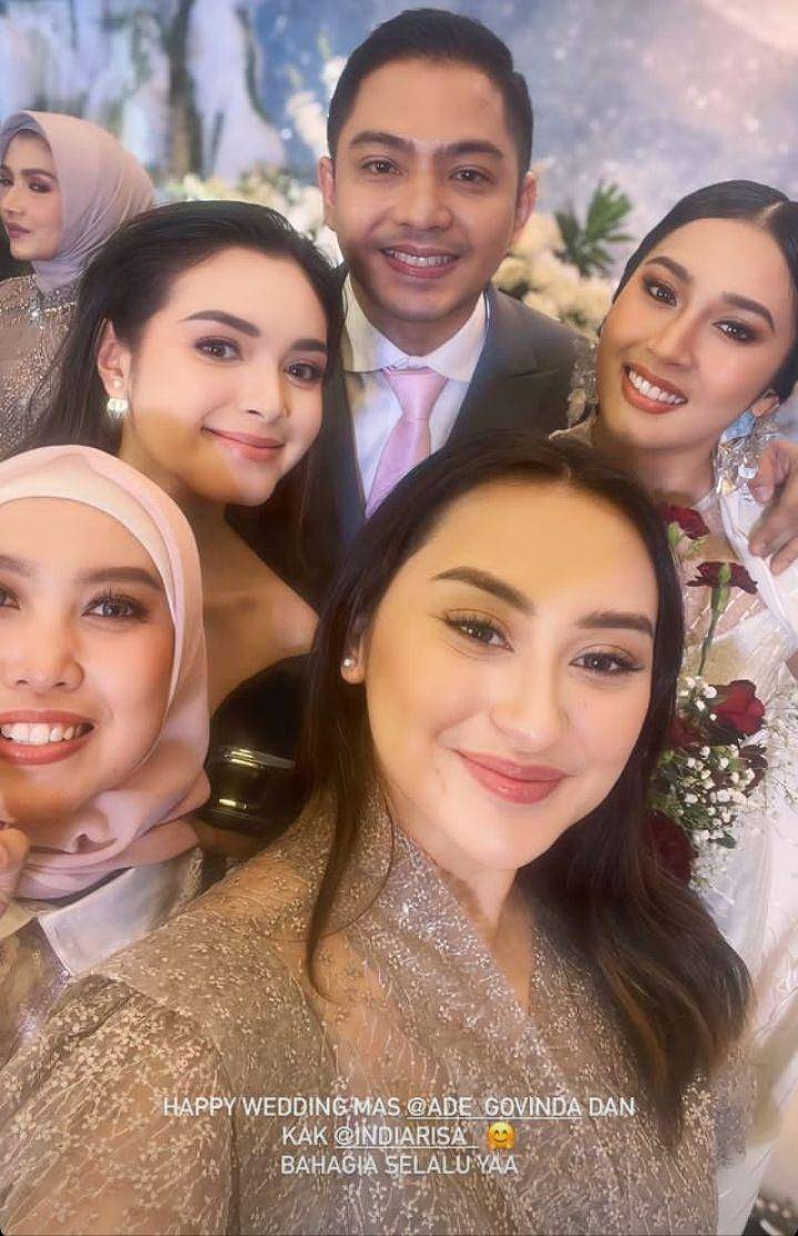 Tamu resepsi Ade Govinda (Instagram.com/memes_prameswari)