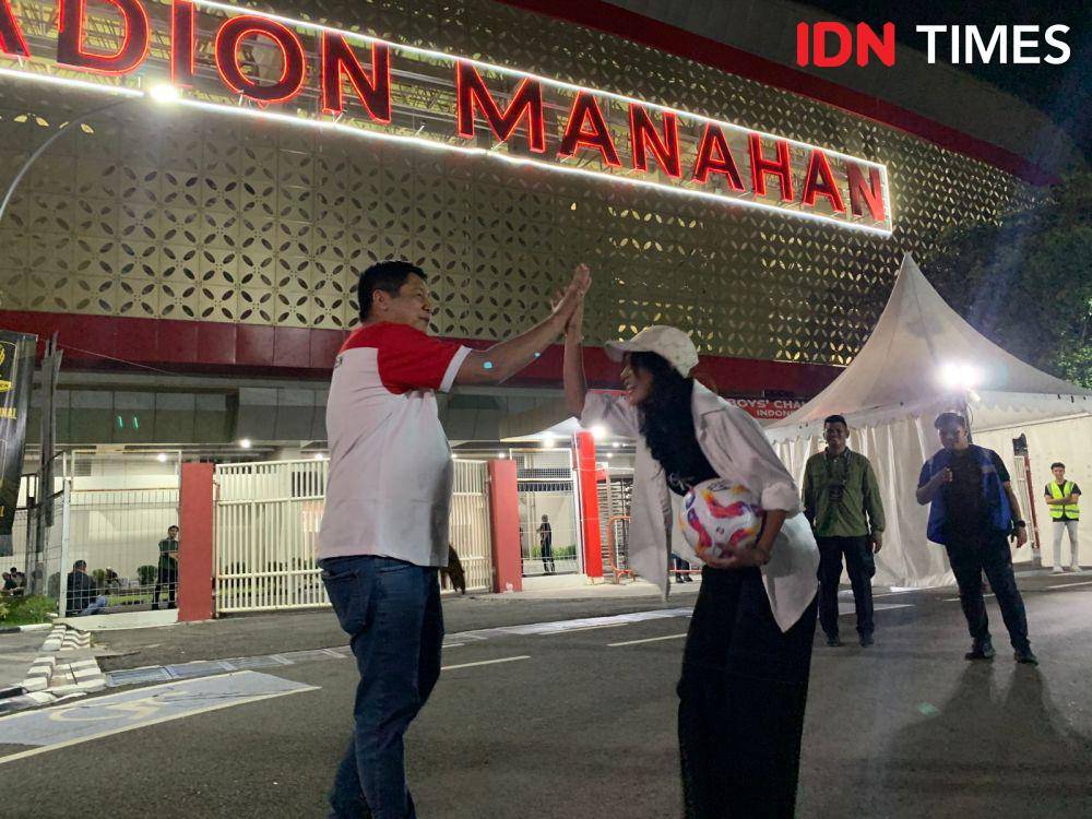 Shafira Ika dan Maruarar Sirait di Piala Presiden 2024. (IDN Times/Sandy Firdaus)