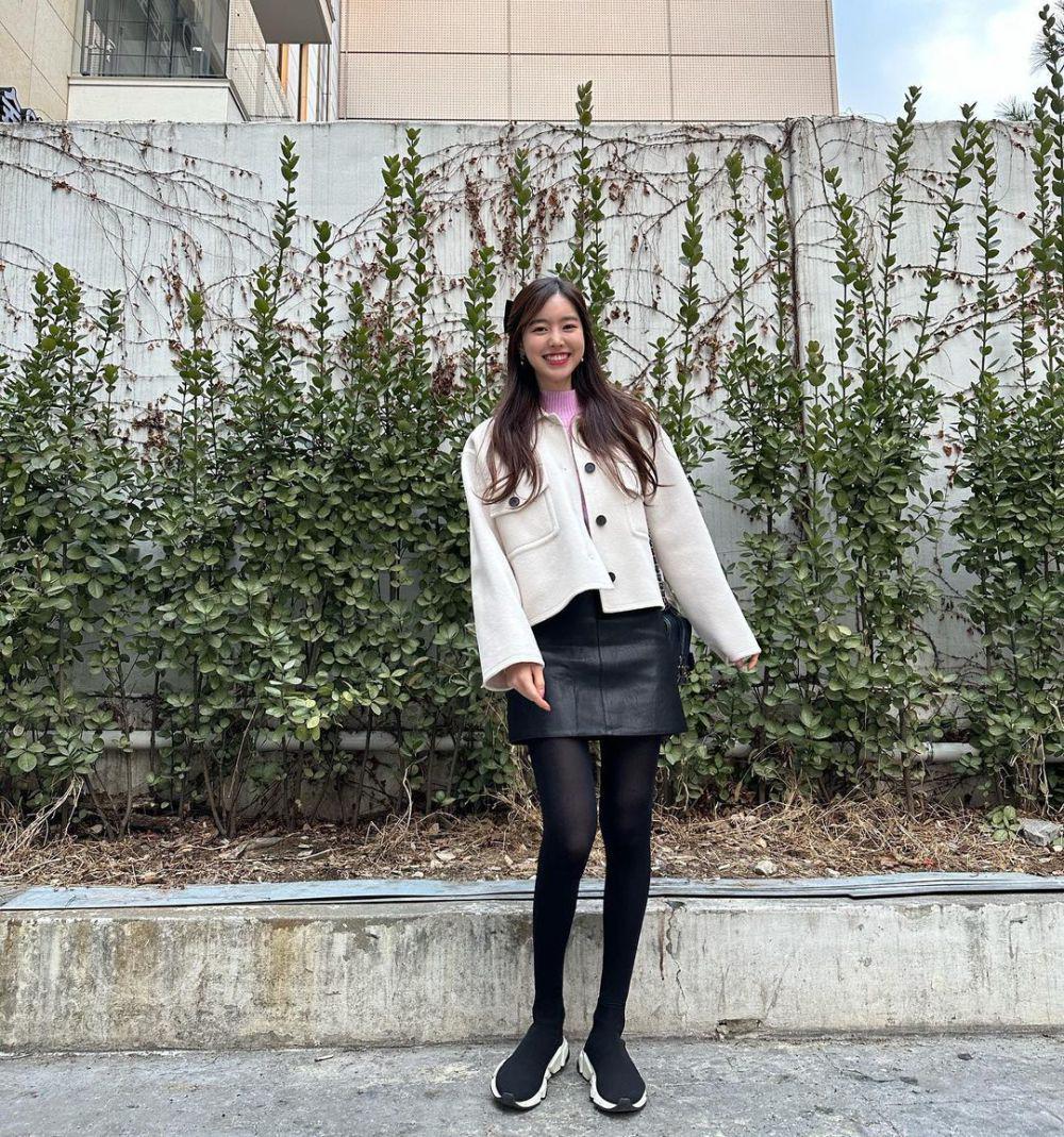 inspirasi OOTD pemain drakor 'Bad Memory Eraser' (instagram.com/jinseyun.go)