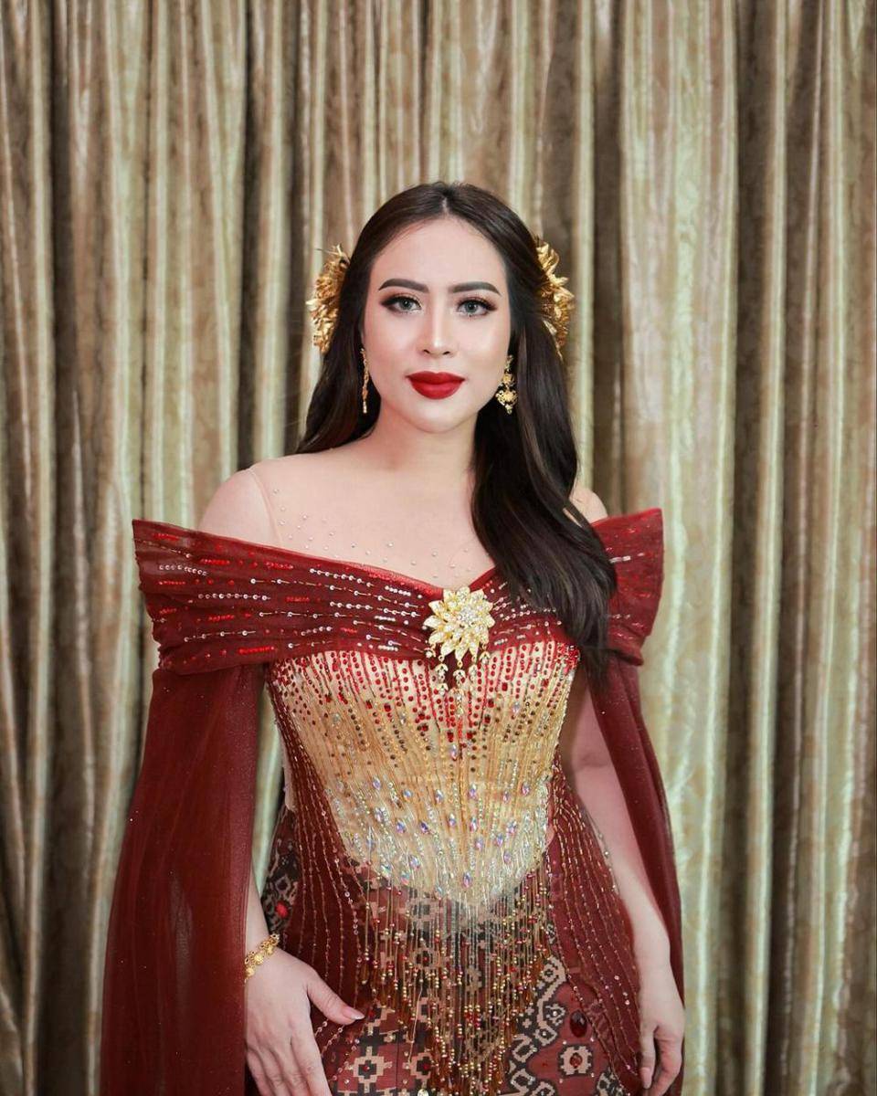 makeup look flawless ala Maharani Kemala (instagram.com/maharanikemala)