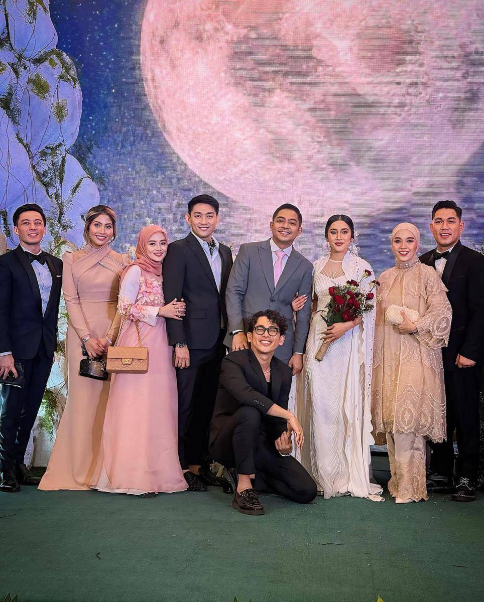 potret Ifan Seventeen di pernikahan Ade Govinda (instagram.com/ifanseventeen)