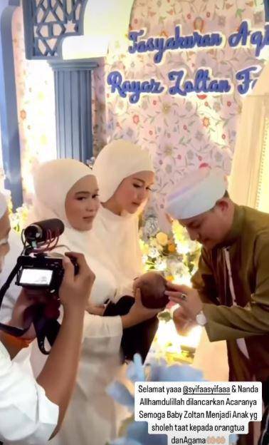 akikah baby Zoltan keponakan Ayu Ting Ting (Instagram.com/syifaasyifaaa)