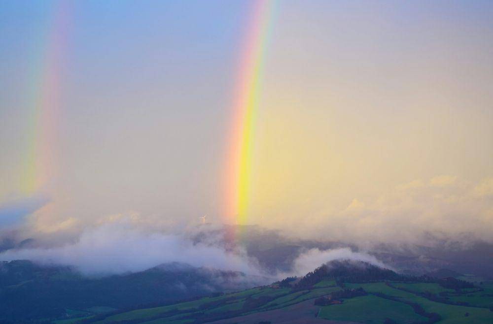Pelangi (Unsplash.com/Chris Barbalis)