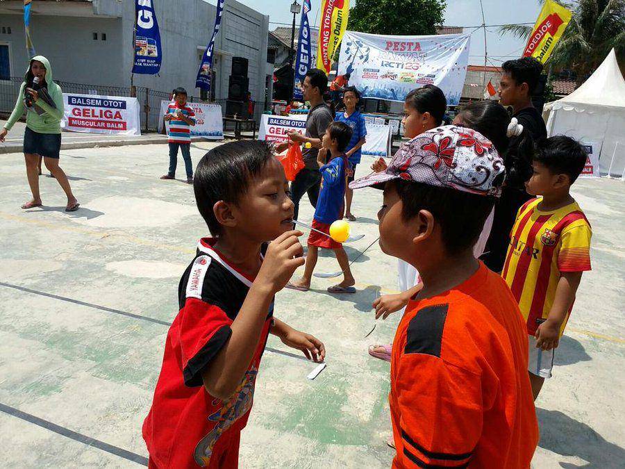 Lomba estafet bola pingpong (twitter.com/OfficialRCTI)