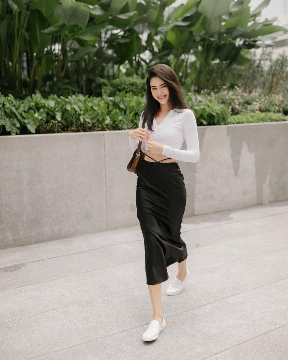 outfit Davika Hoorne (instagram.com/davikah)