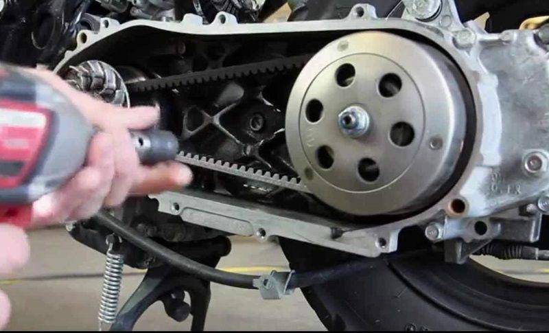 ilustrasi CVT motor matik (motorcyclespecs.co.za)