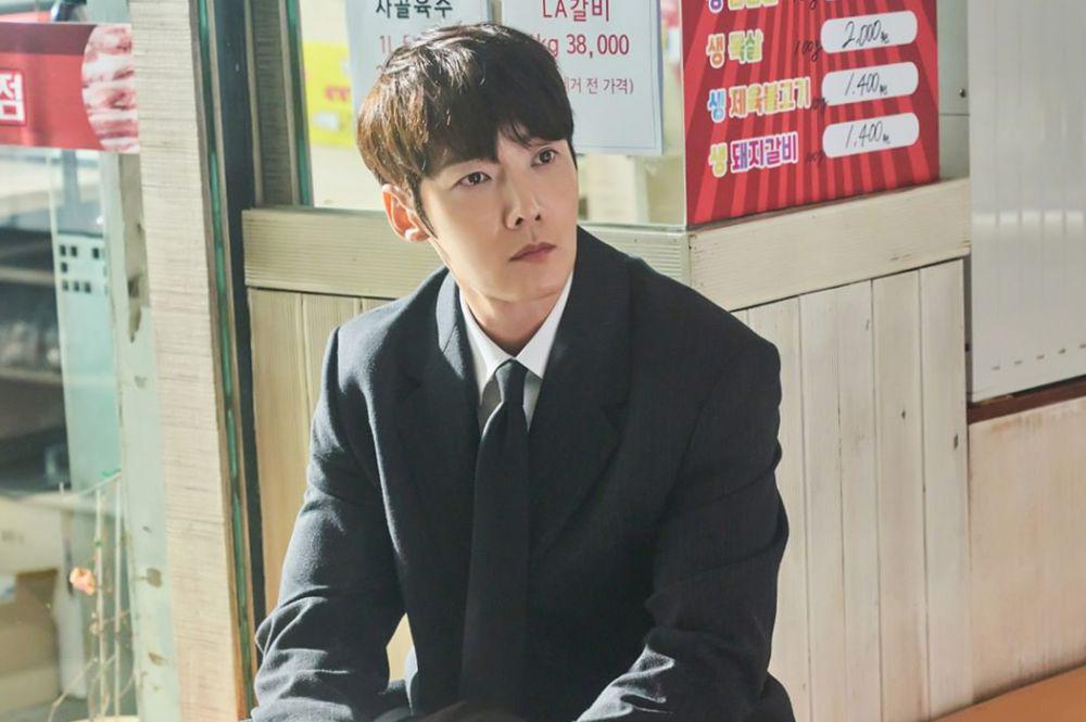 10 Lika-liku Kehidupan Gye Ji Ung di Drakor Miss Night and Day