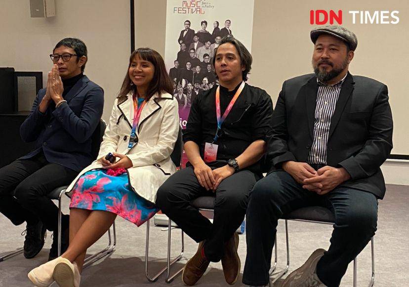 Mocca di back stage GAIA Music Festival: Jazz in the Valley (dok. IDN Times/Rani Asnurida)