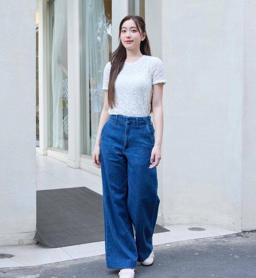 potret Aheye 4EVE (instagram.com/aheyekrn_)