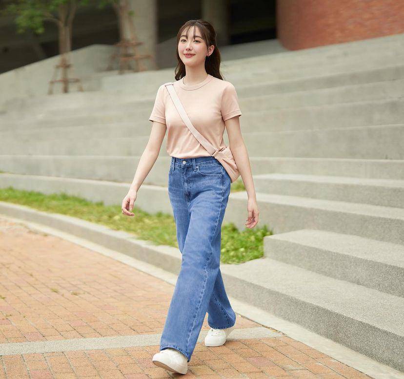 potret Aheye 4EVE (instagram.com/aheyekrn_)