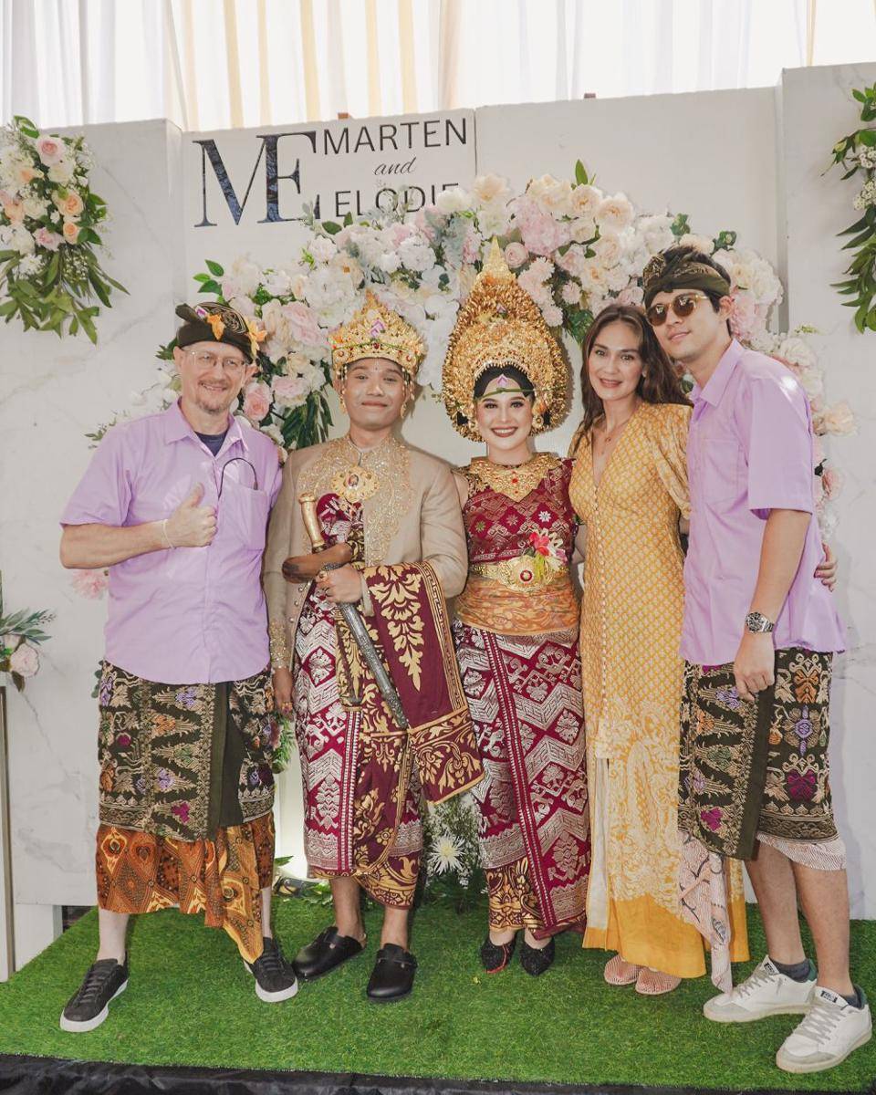 potret Luna Maya dan Maxime Bouttier di pernikahan adik Maxime (instagram.com/lunamaya)