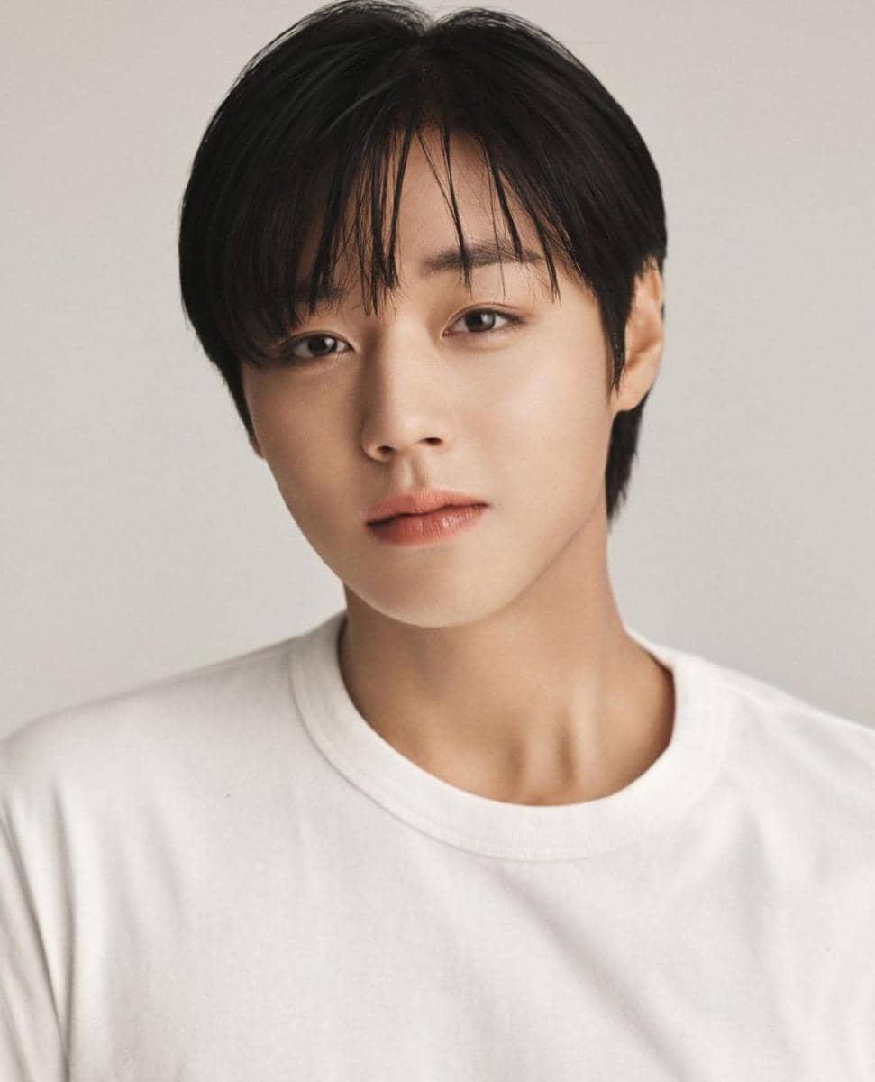 Park Ji Hoon (instagram.com/yy_ent)