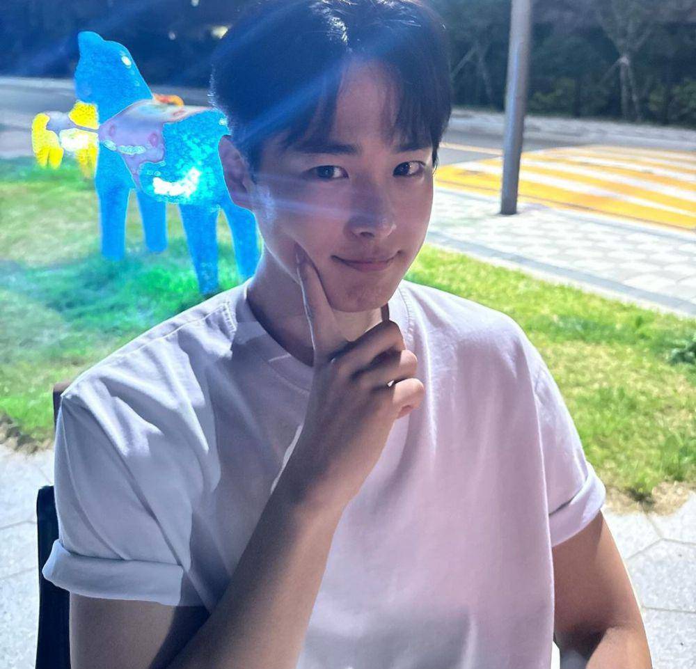 Byungchan VICTON (instagram.com/b__yccn)