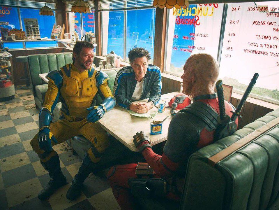 9 Potret Behind The Scene Film Deadpool & Wolverine, Akrab!