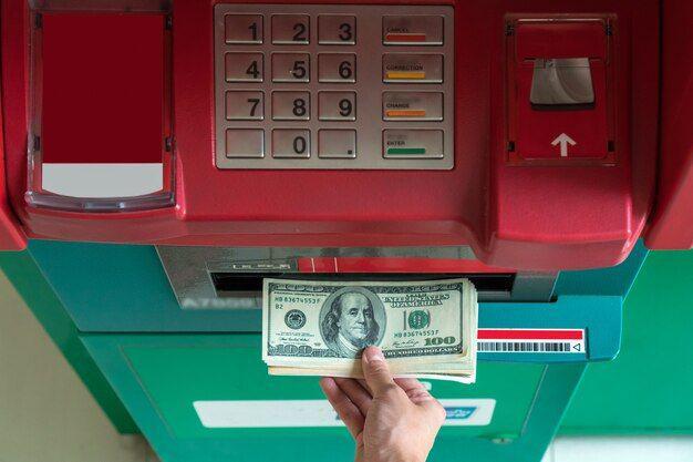3 Cara Tarik Tunai Saldo GoPay dengan Mudah, Bisa lewat ATM!