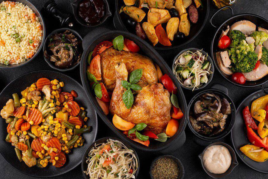 Ilustrasi menu makanan (freepik.com/freepik)