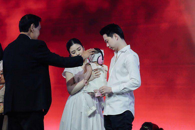 potret perayaan ulang tahun Kevin Sanjaya dan pembaptisan Baby Avery (instagram.com/valenciatanoe)