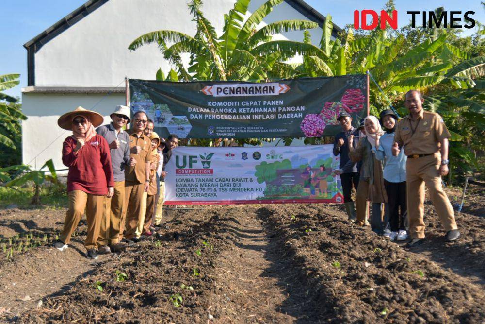 Penanaman serentak cabai dan bawang  di Surabaya. (Dok. Diskominfo Kota Surabaya for IDN Times).