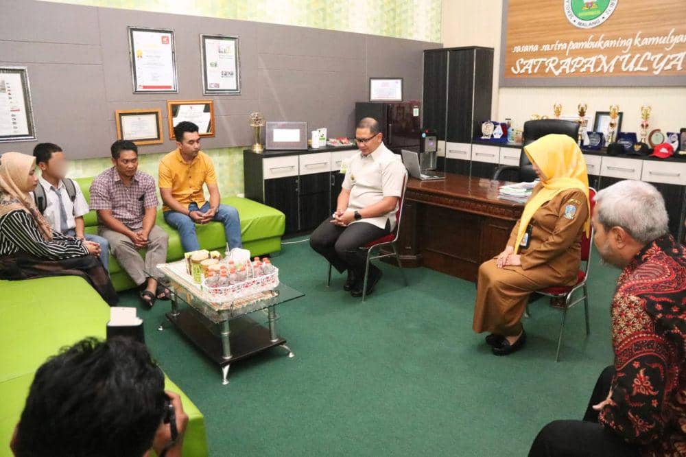 Mediasi antara AK dan R yang dilakukan oleh Disdik Provinsi Jawa Timur. (IDN Times/Rizal Adhi Pratama)