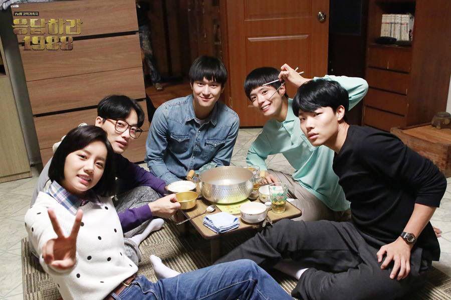 12 Pemeran Reply 1988 Comeback Drakor 2024, Salah Satunya Park Bo Gum