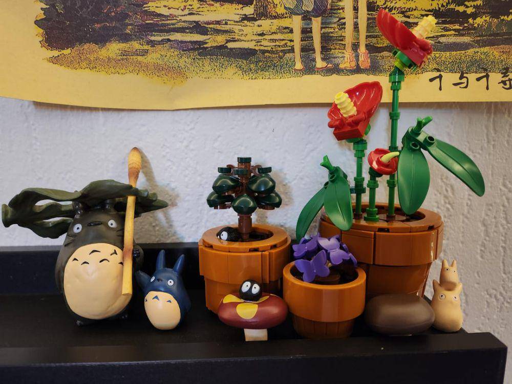 potret koleksi LEGO Ghibli (reddit.com/user/JulietSenpai)