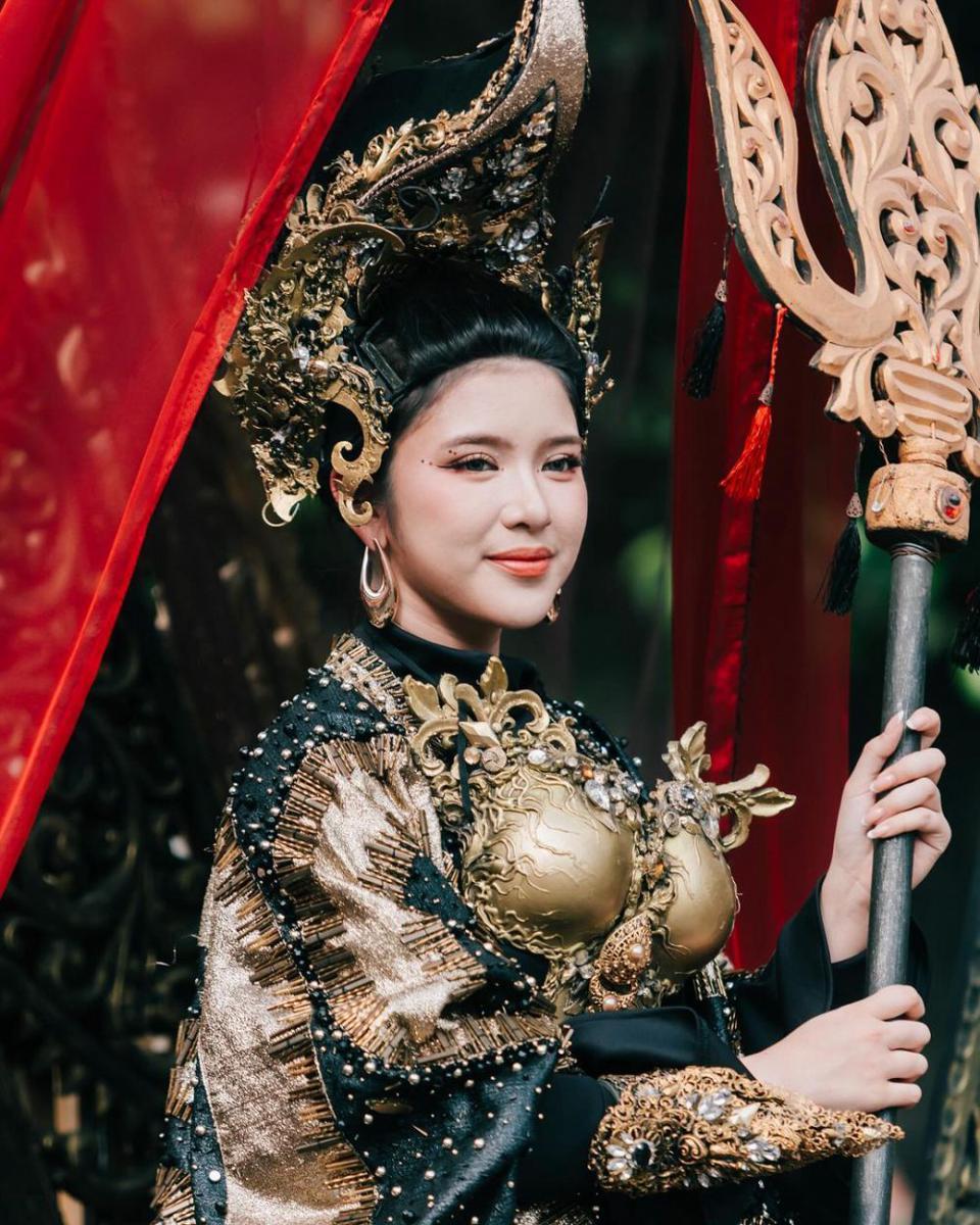 potret Tiara Andini di Jember Fashion Carnival 2024 (instagram.com/tiaraandini)