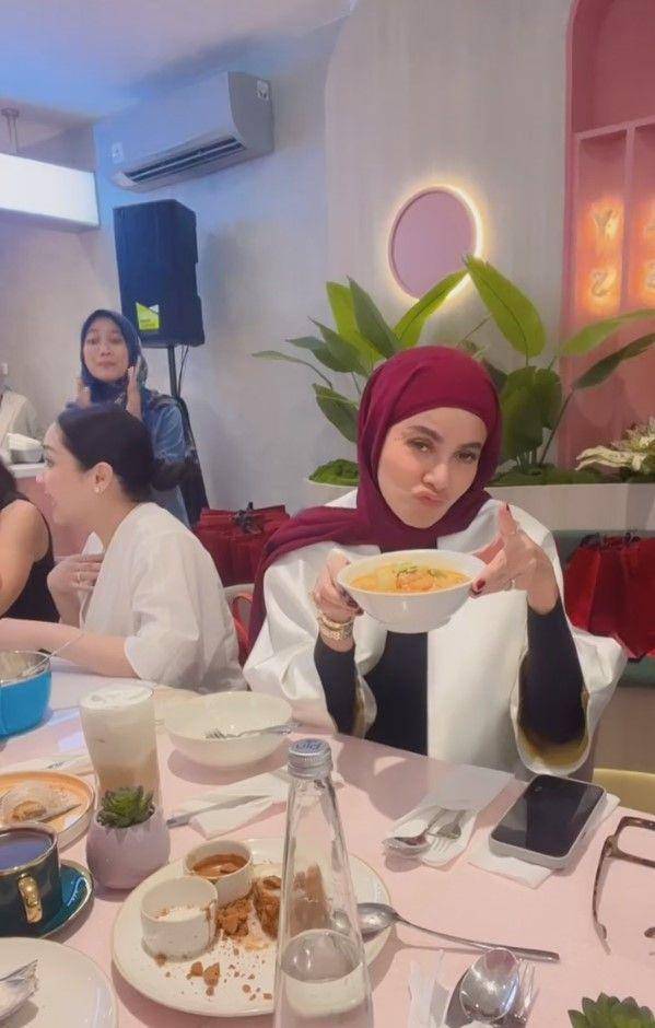 potret Geng Cendol arisan (instagram.com/titi_kamall)