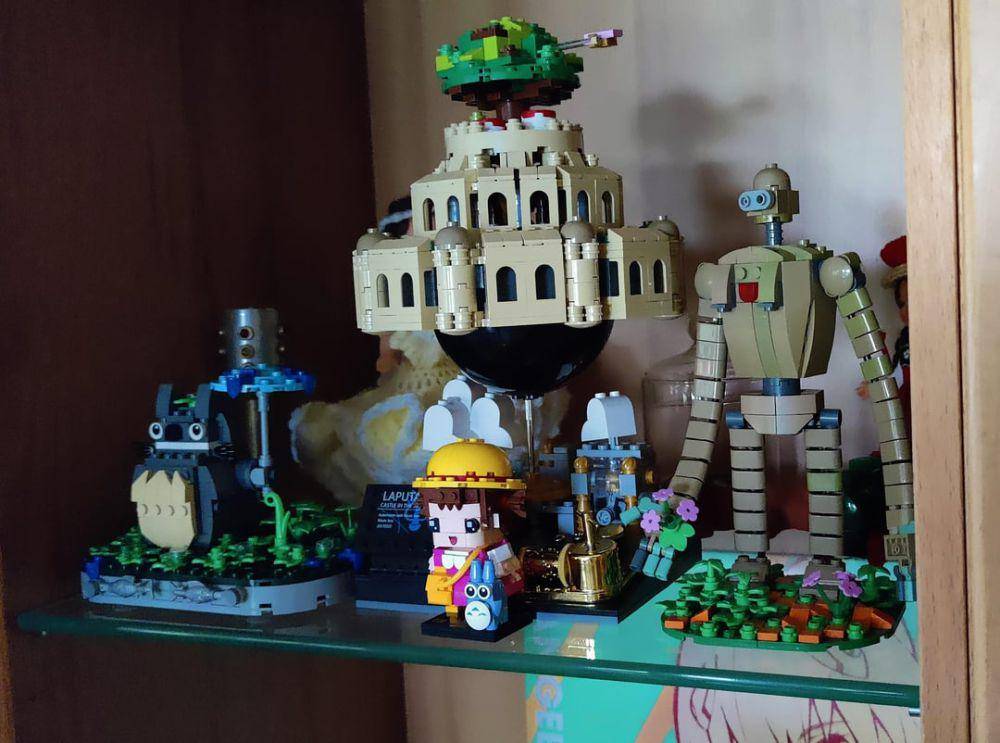 potret koleksi LEGO Ghibli (reddit.com/user/Lille1208)