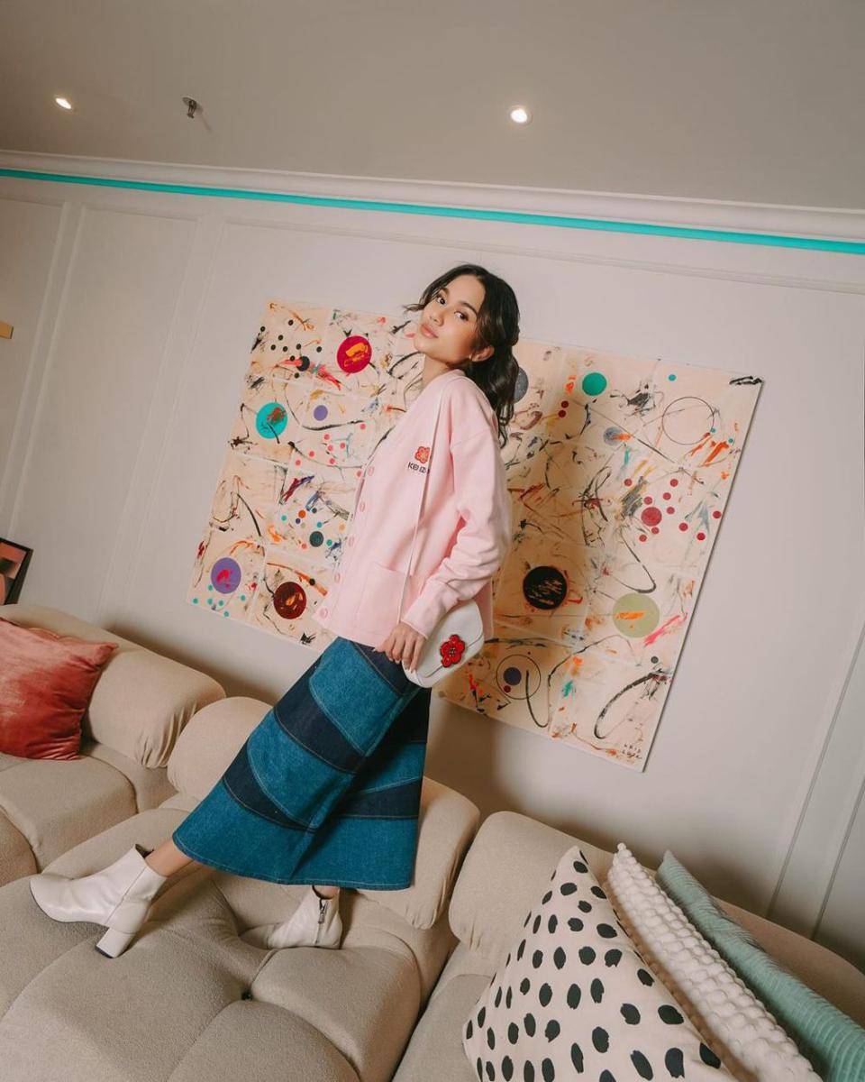 ide mix and match rok ala Azizah Salsha (instagram.com/azizahsalsha_)