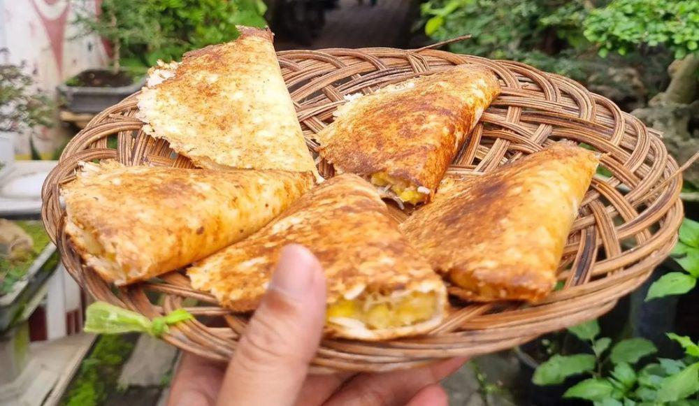ledre ketan isi pisang khas Solo (instagram.com/yusmei)