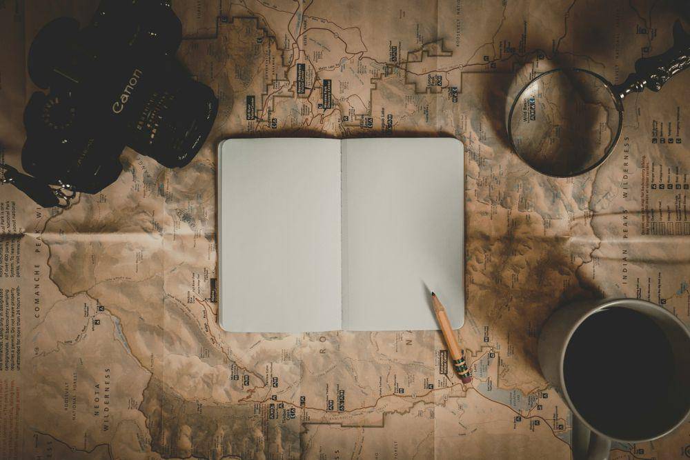 ilustrasi rencana perjalanan (unsplash.com/Clay Banks)