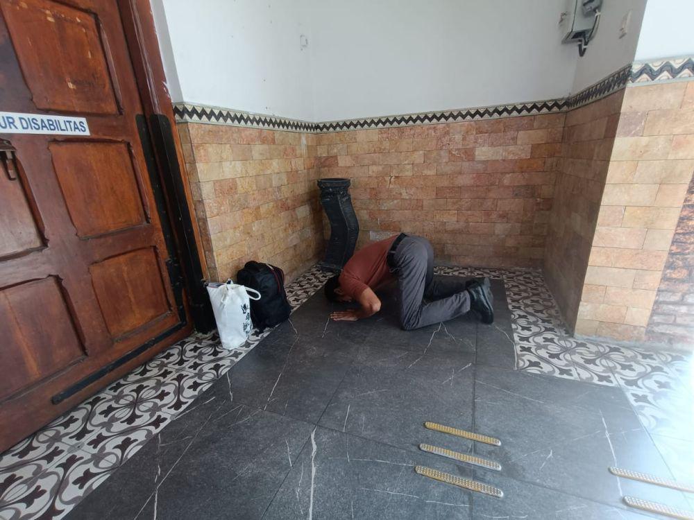 Napiter di Madiun Sujud Syukur Dapat Bebas Bersyarat