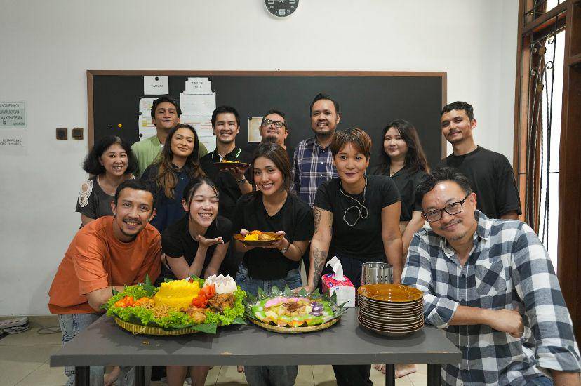 sinopsis dan jadwal tayang film Pernikahan Arwah (The Butterfly House) (dok. Relate Films)