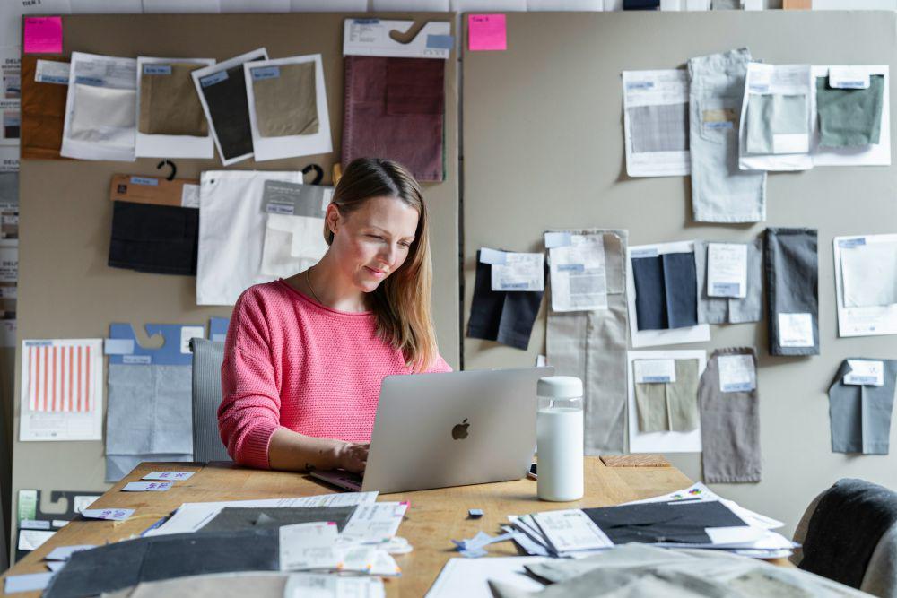 ilustrasi multitasking (unsplash.com/LinkedIn Sales Solutions)