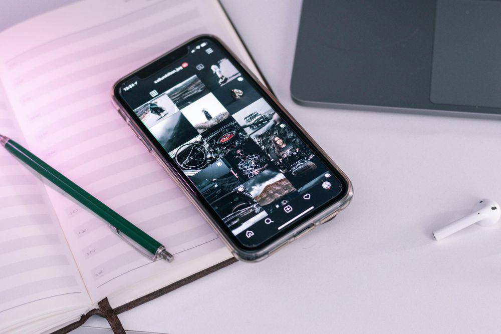 Ilustrasi media sosial (pexels.com/Callum  Hilton)