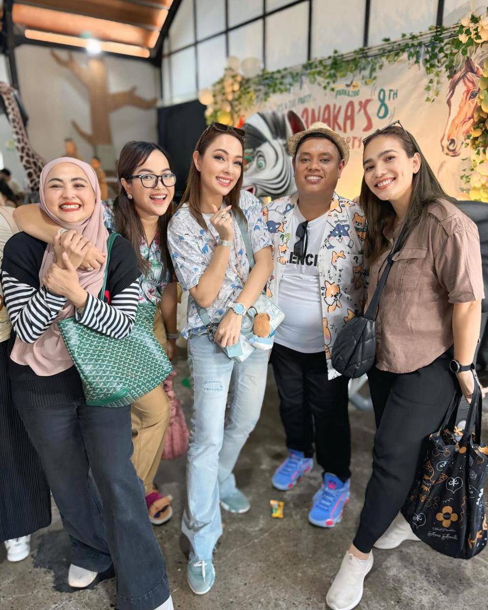 potret Reisa Broto Asmoro di ulang tahun anak Tya Ariestya (instagram.com/reisabrotoasmoro)