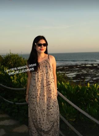 potret Marsha Aruan nikmati sunset di Bali (instagram.com/aruanmarsha)
