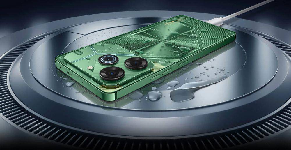 tampilan bingkai atas, bingkai kanan, dan sisi belakang TECNO Pova 6 Pro (tecno-mobile.com)