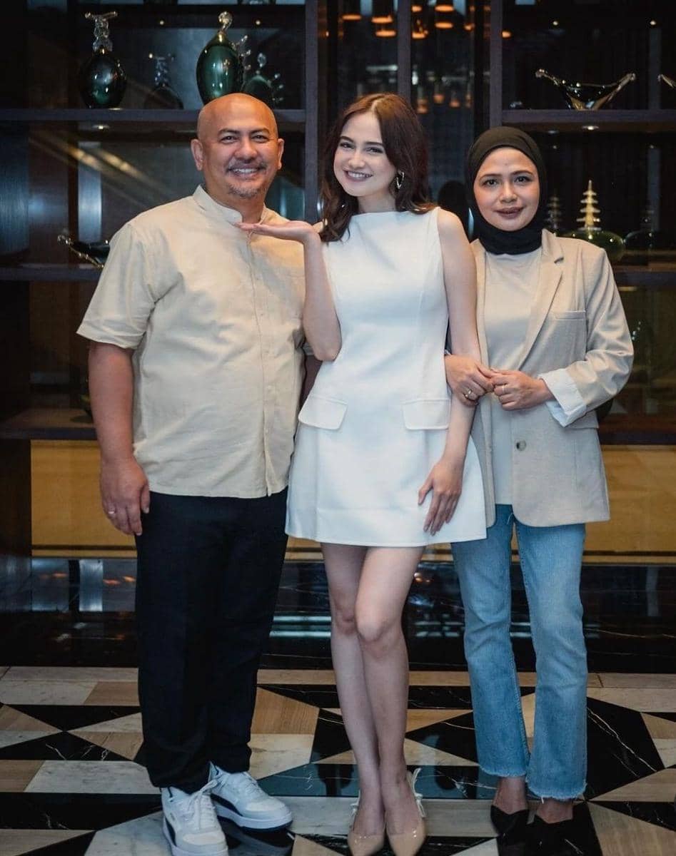 Syifa Hadju dan mama (instagram.com/andreariyantho)