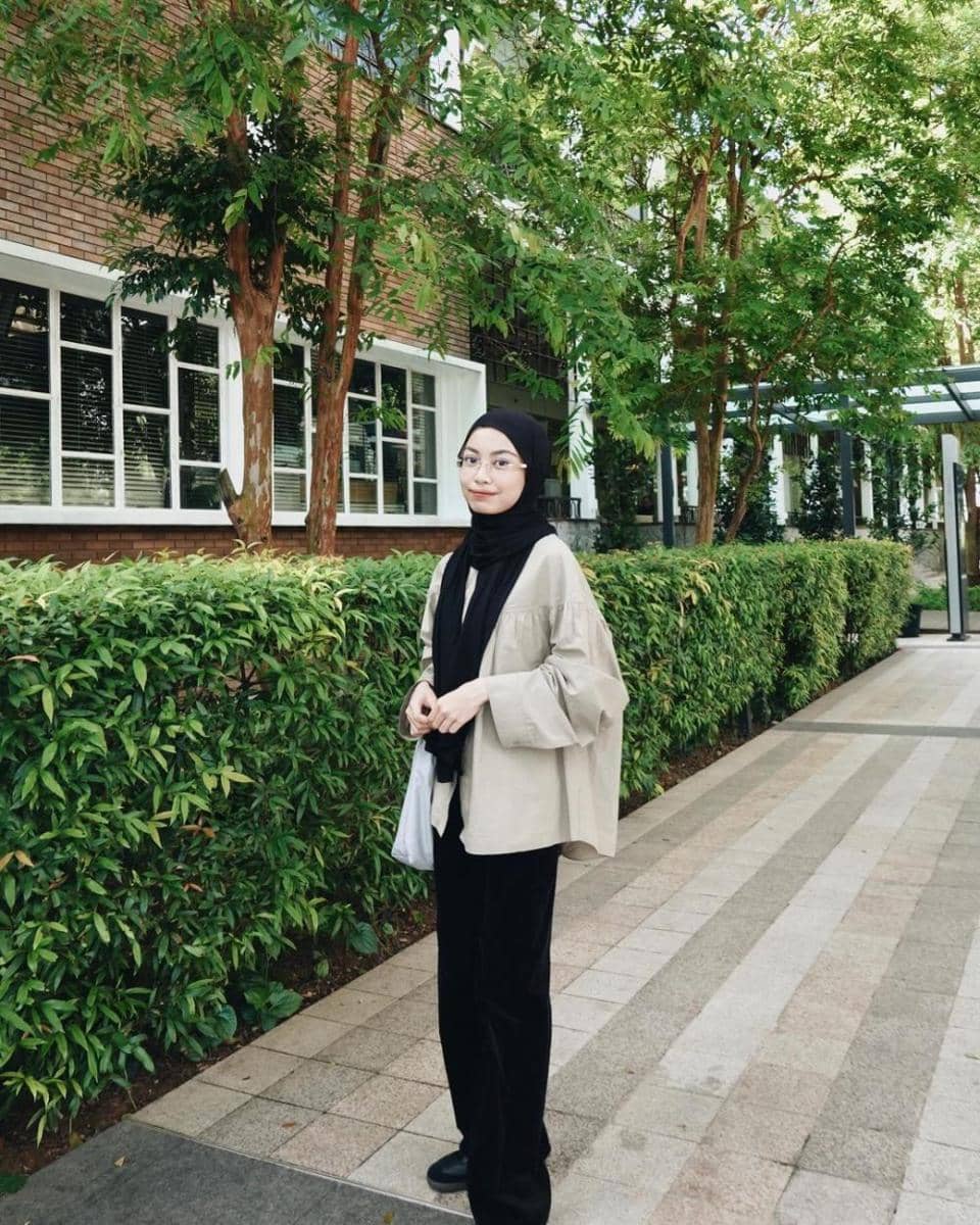 outfit ngampus Nadhifa Allya Tsana (instagram.com/ntsana/)
