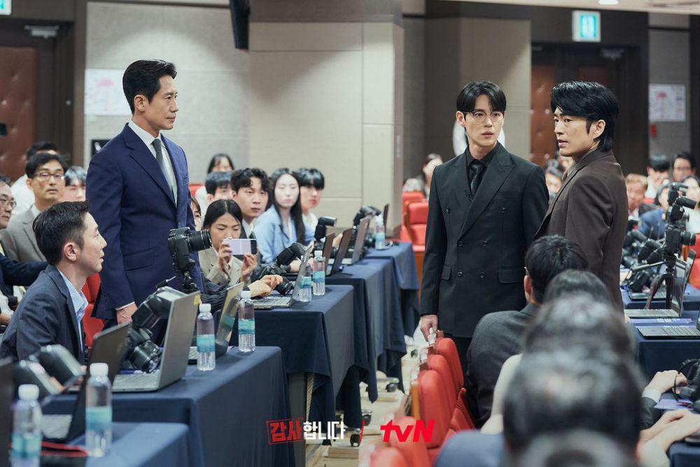 Cuplikan drama The Auditors (dok.tvN/The Auditors)