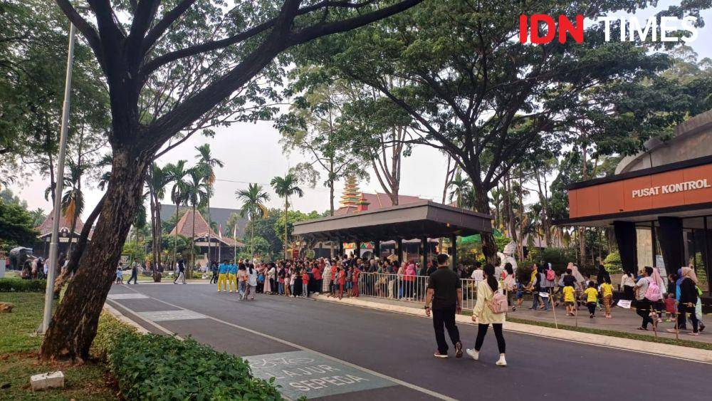 Potret Taman Mini Indonesia Indah, Jakarta (IDN Times/Dhiya Awlia Azzahra)
