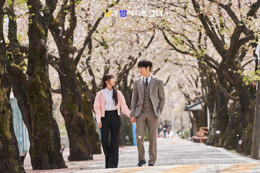 7 Reward atas Sikap Positif Lee Mi Jin di Drakor Miss Night and Day
