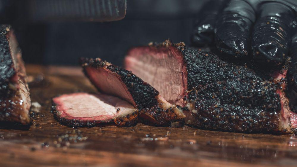 ilustrasi daging brisket (unsplash.com/Luis Santoyo)
