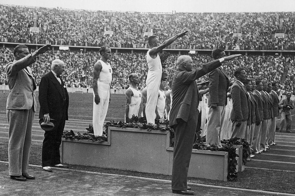 peraih medali tim senam artistik putra di Olimpiade Musim Panas 1936 di Berlin (commons.wikimedia.org/Koncern Ilustrowany Kurier Codzienny/Archiwum Ilustracji)